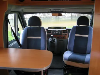 AUTOCARAVANA HYMER Van