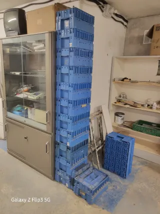 Cajas de almacenaje de plástico azul