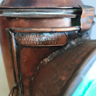 Faro de ferrocarril antiguo también lampara