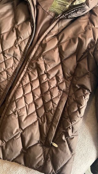 Chaqueta acolchada mujer marrón