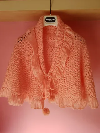Poncho artesanal rosa