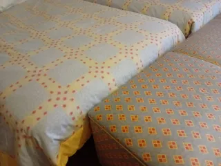 Dormitorio 2 camas de 105, arcón y cabecero