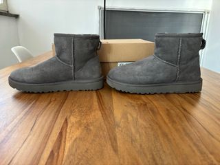UGG Classic Mini Grigio Taglia 37