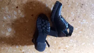 Botines negros mujer