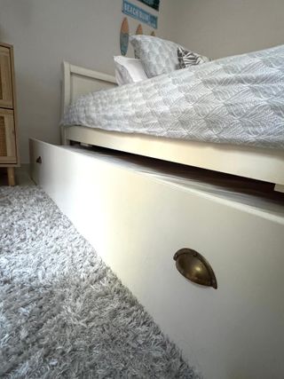 Cama individual 90x180 cm con cajones