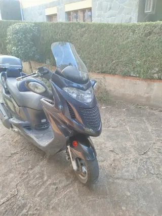Kymco Grand Dink 125cc Maxiscooter