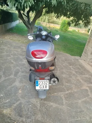 Kymco Grand Dink 125cc Maxiscooter