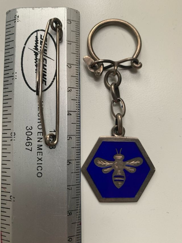 Llavero e imperdible Rumasa años 70 abeja