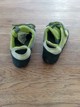 Pies de gato 34 Simond grises/verdes