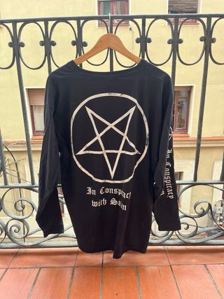 Camiseta Manga Larga Bathory Negra Vintage Merch