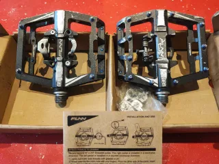 Pedales Funn Mamba One Side Cip - Negros