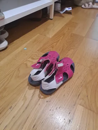 Cangrejeras Nike Rosa y Gris Talla 30