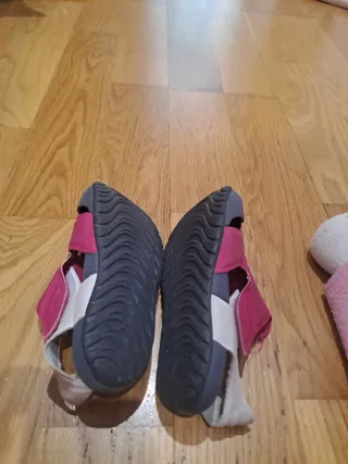 Cangrejeras Nike Rosa y Gris Talla 30