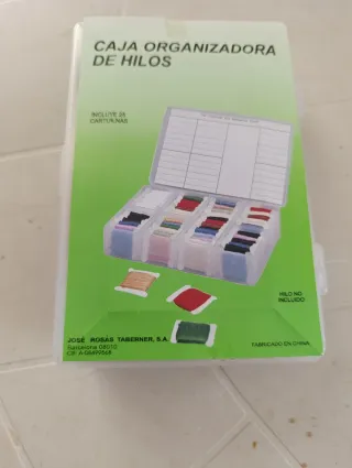 Caja de hilos de bordar con números