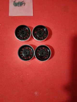 Llantas RC Negras y Plateadas