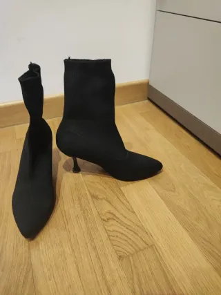 Stivaletti neri eleganti