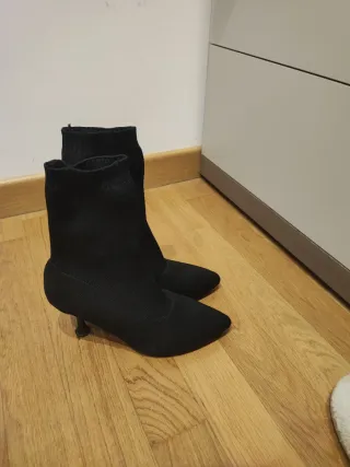 Stivaletti neri eleganti