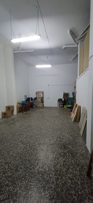 ALQUILER DE GARAJE / LOCAL COMERCIAL EN ZONA PISCI