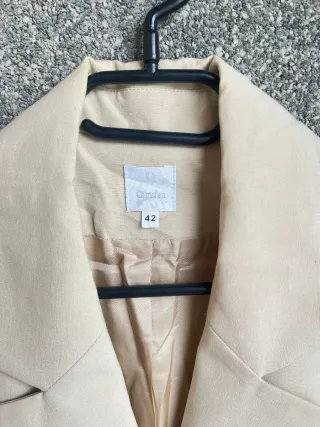 Chaqueta Beige Talla XL