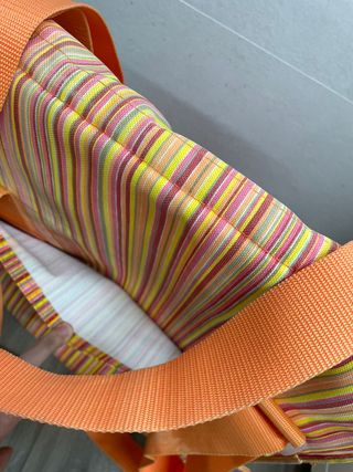 Nevera portátil Mobicool con correa