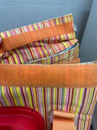 Nevera portátil Mobicool con correa