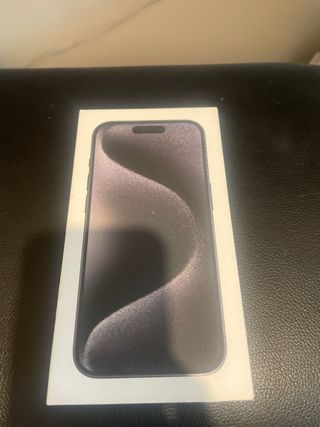Caja iPhone 15