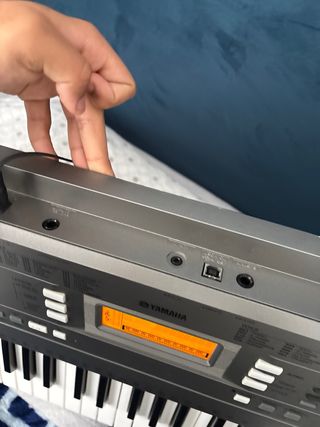 Yamaha PSRE353 Teclado