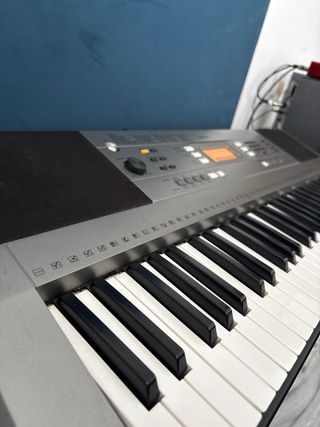 Yamaha PSRE353 Teclado