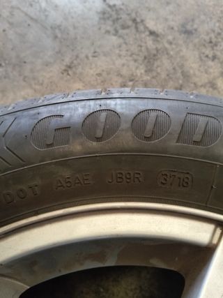 3 Llantas Goodyear Volkswagen