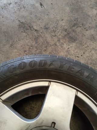 3 Llantas Goodyear Volkswagen