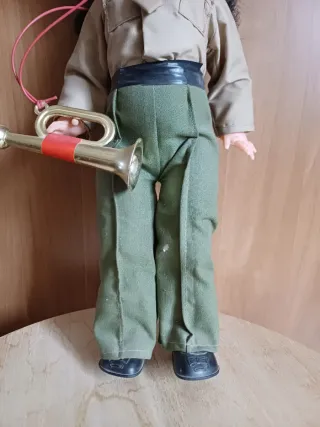 Muñeca Vintage Militar
