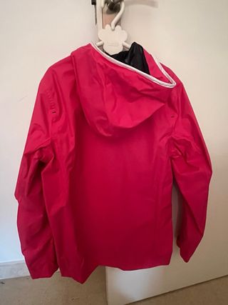 Cortavientos niña rosa