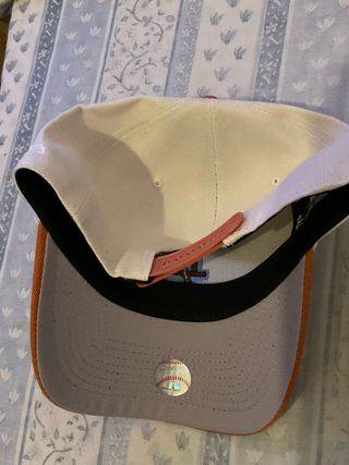 Gorra New Era LA Beige y Naranja