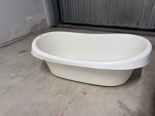 Vaschetta neonato bianca con onde verdi ikea