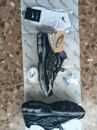 Asics Gel Talla 44 Negro/Gris