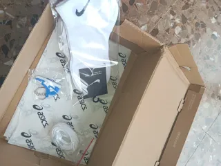 Asics Gel Talla 44 Negro/Gris