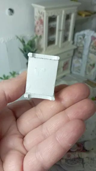 Porta riviste per casa delle bambole shabby chic