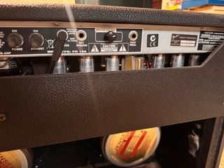Amplificador Fender Twin Reverb 65