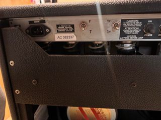 Amplificador Fender Twin Reverb 65