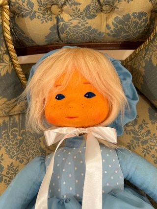 Muñeca de trapo vintage azul