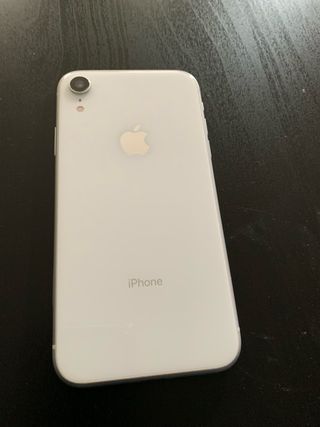 iPhone XR BLANCO