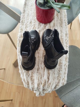 Botas militares negras talla 36