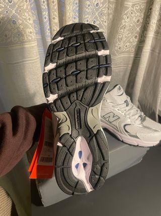 New Balance Azul y Blanco