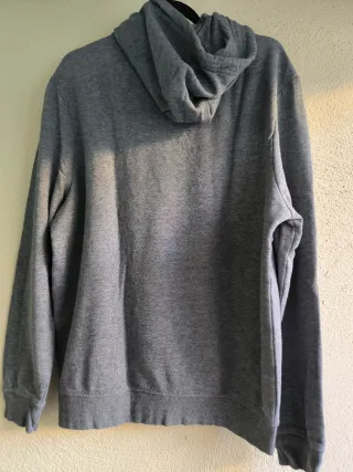 Sudadera gris con logo Superior Brand