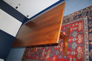 Mesa de comedor de madera maciza