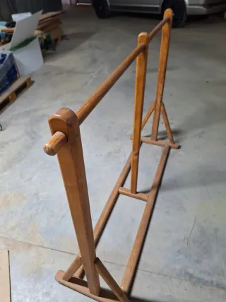 Burra perchero de madera