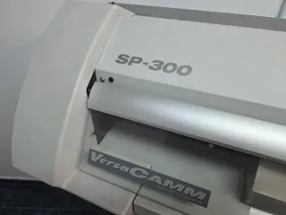 Plotter Roland SP300 VersaCamm (No funciona)