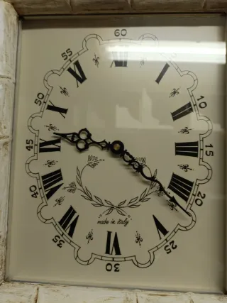 Orologio da parete con cornice in bambù