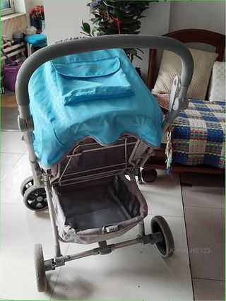 Silla de paseo ligera plegable