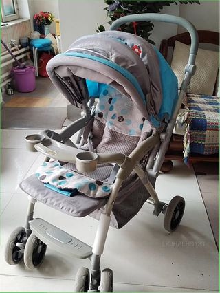 Silla de paseo ligera plegable